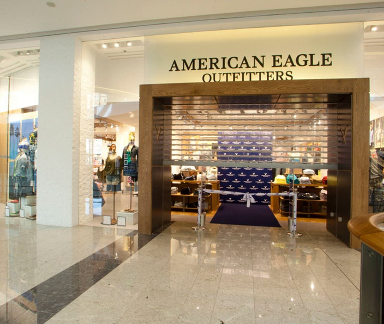 American Eagle Shop — Compass